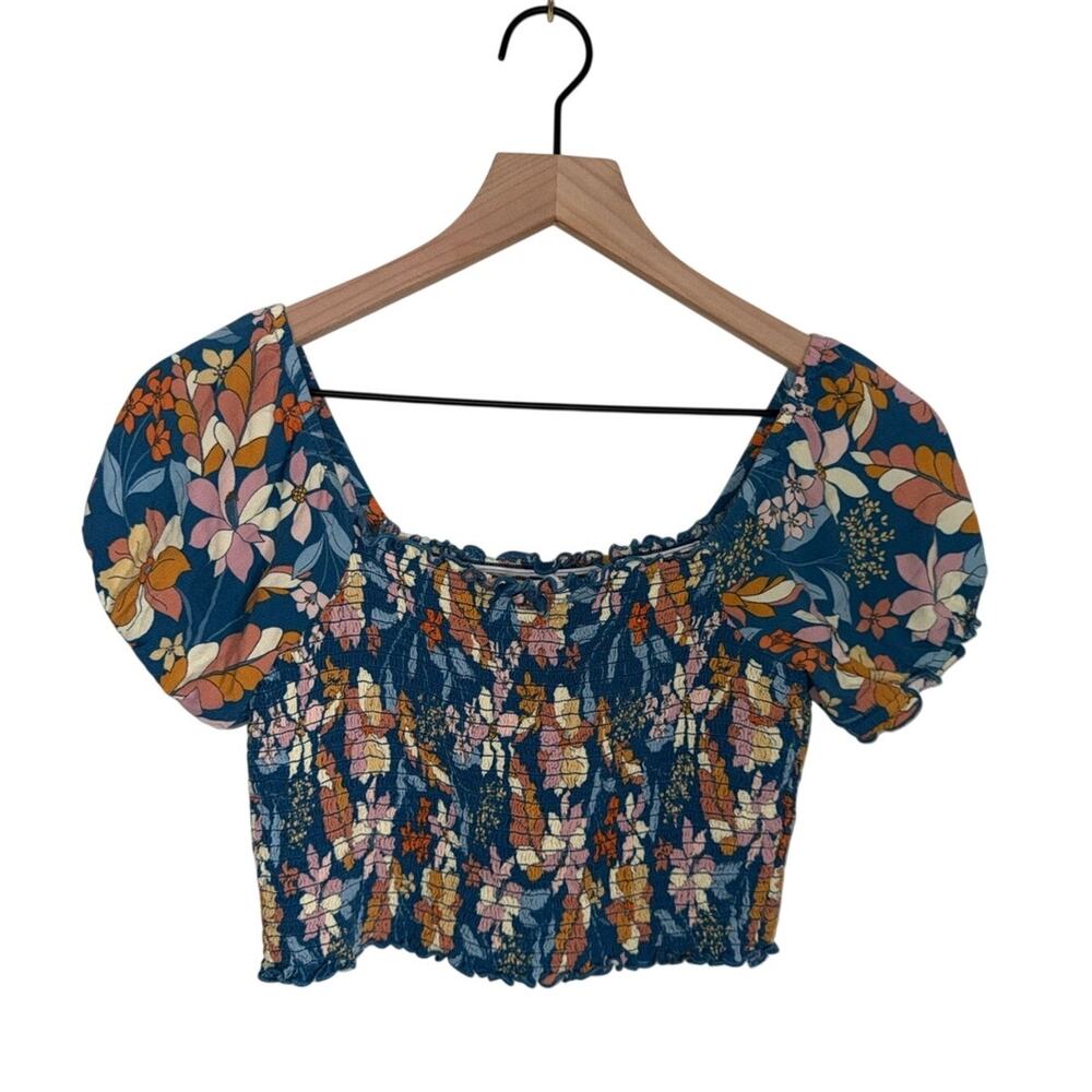AERIE 70s floral print cropped cap sleeve Blue Multicolor Smocked Women’s Top S
